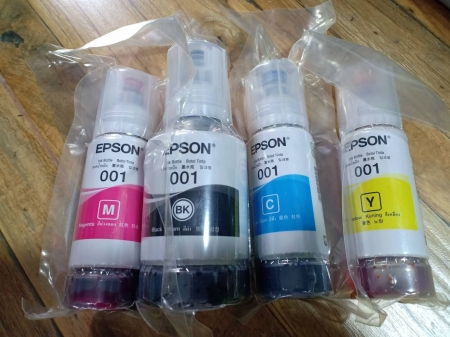 เบอร์ 001
ไม่มีกล่อง ชุดละ
สีดำหมึกกันน้ำ