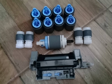 Maintenance Roller Kit Tray 1,2
Product code: 003-0769-08083
ยี่ห้อ : HP
รุ่นที่รองรับ
Color LaserJet CP5525
Color LaserJet CP5225
Color LaserJet Enterprise 700
Color LaserJet Enterprise M750
Color LaserJet Enterprise 700
Color MFP M775